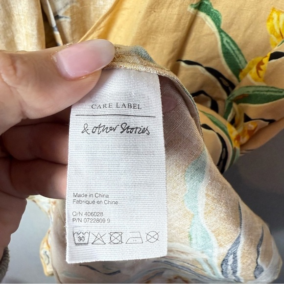 & Other Stories Tropical Flower Print Linen Blend Wrap Mini Dress US size 2 - Picture 6 of 12